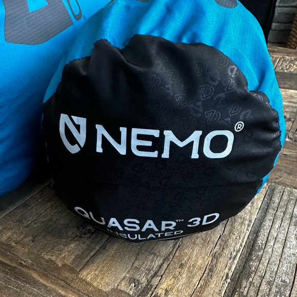 NEMO Quasar 3D Insulated Air Sleeping Pad for Camping - Picture 2 of 2